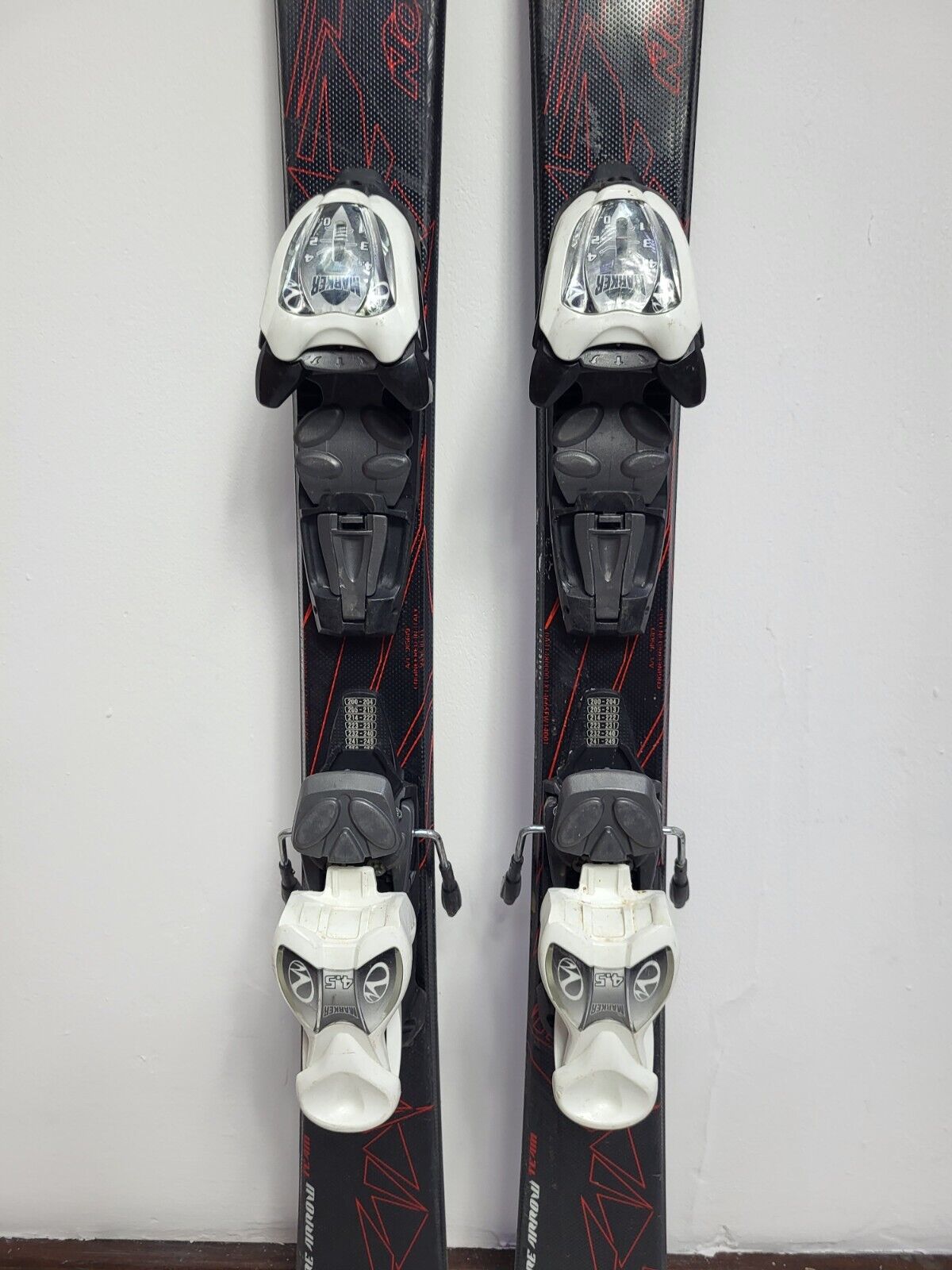 Sci Nordica Fire Arrow 110 cm + attacchi Marker 4.5 Winter Adventure Winter
