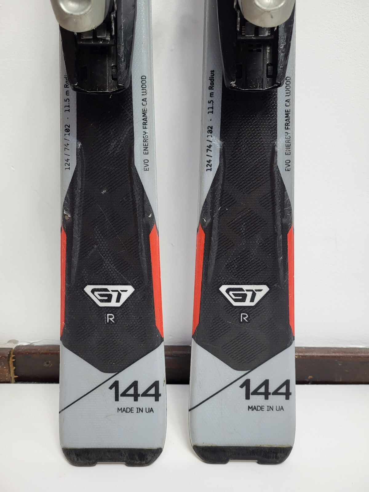Nordica GT R EVO 144cm Ski + fixations Elan ESP 7.5  Divertissement hivernal, neige et sport