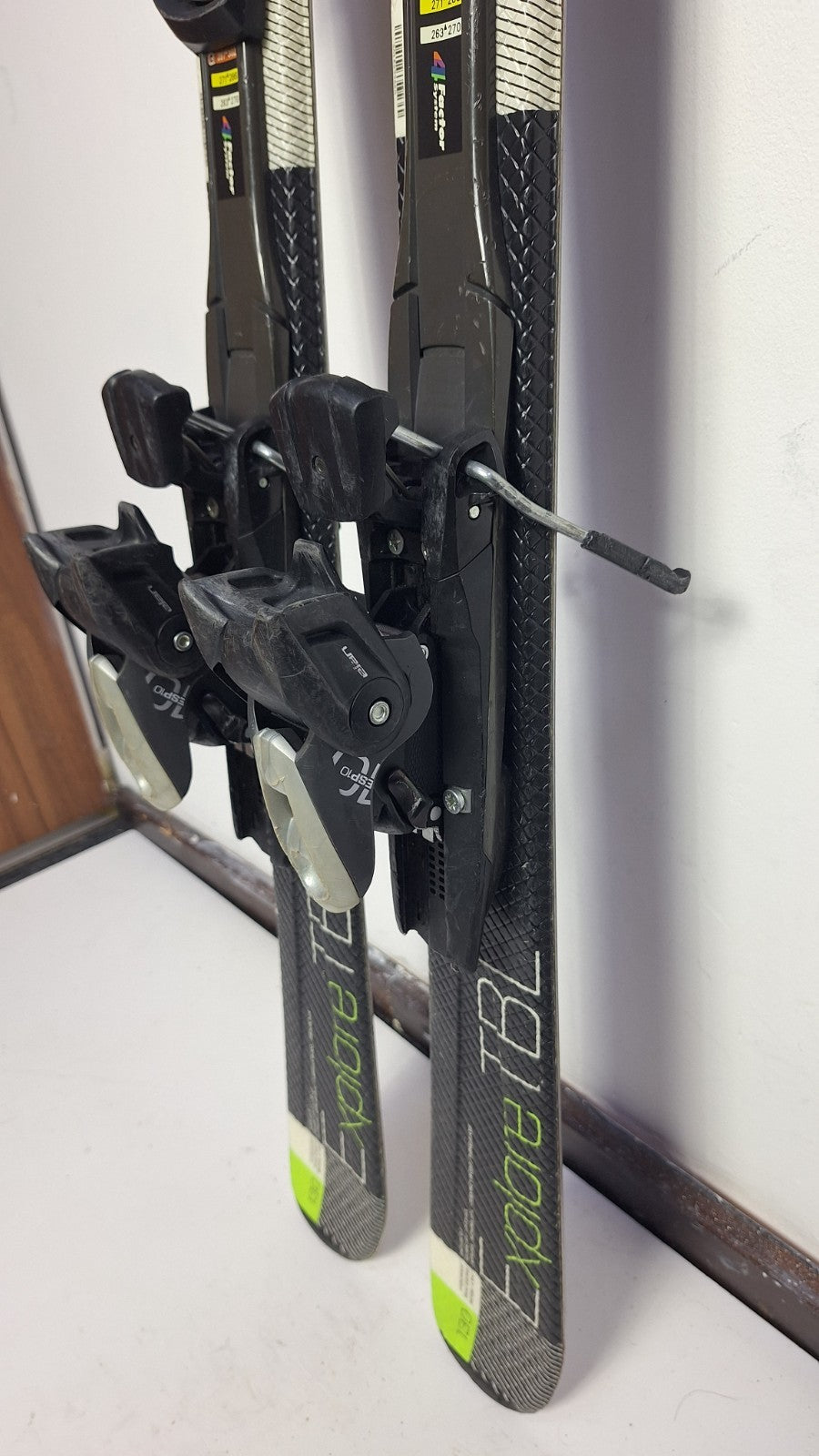 Elan eRise Explore 130 Ski + Elan ESP 10 Bindings Sport Snow Winter Fun