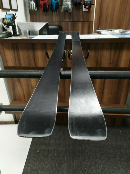 Ski Salomon Xrace JR GS 159 cm + fixations Salomon X12. Neige, sport d’hiver et plein air