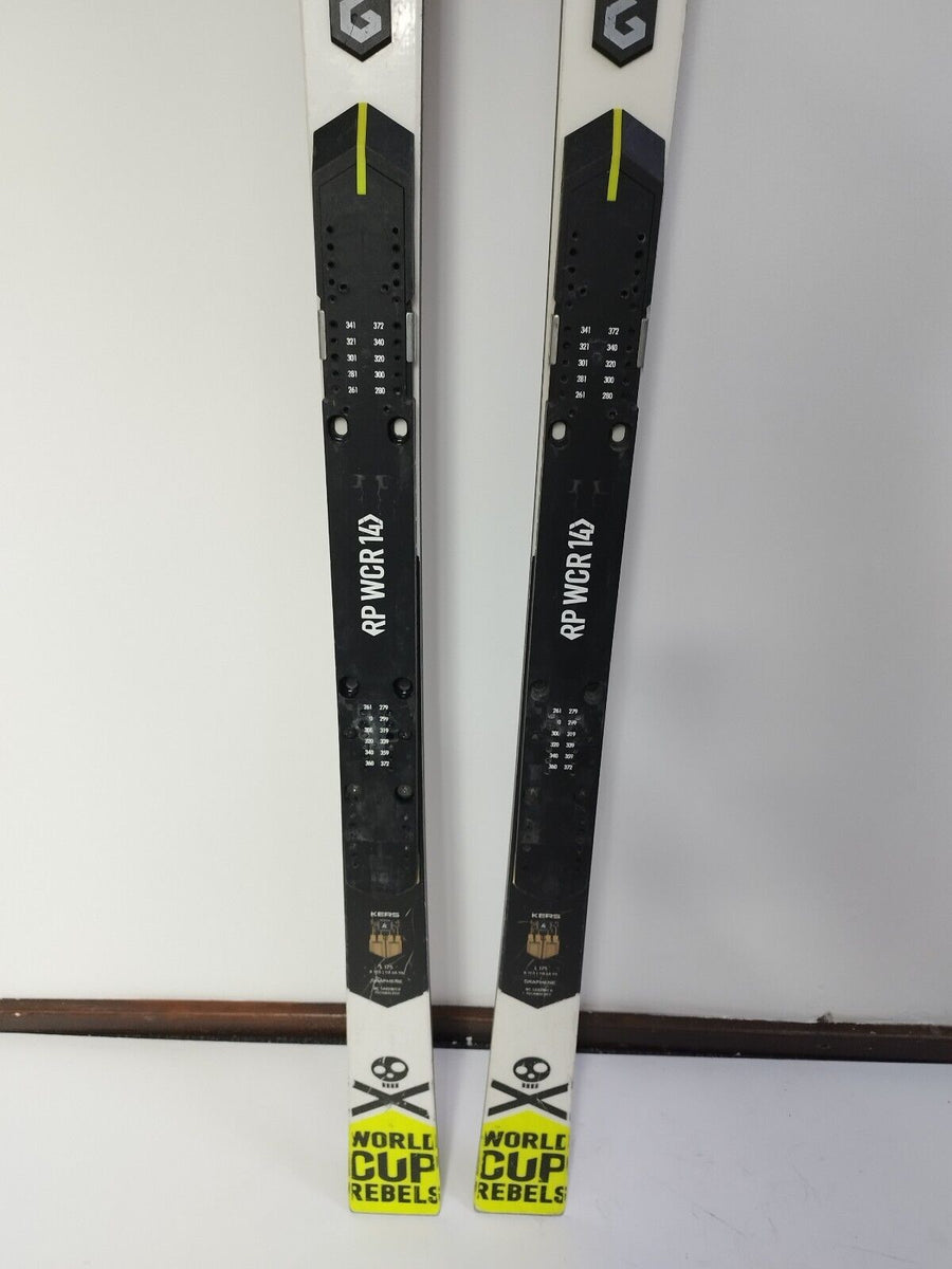 Snowboard Traventuria 155 Cm All Mountain - Pour Pièces/réparation, état D'ancienne Location, 2020