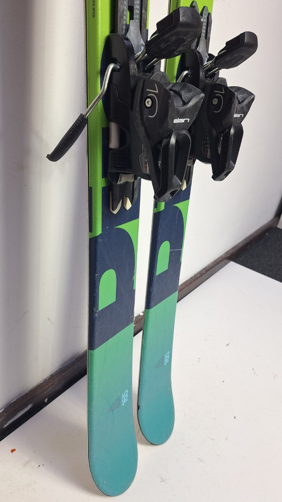 Elan Pinball 165cm  Ski + Elan 10 Bindings Adventure Winter Sport