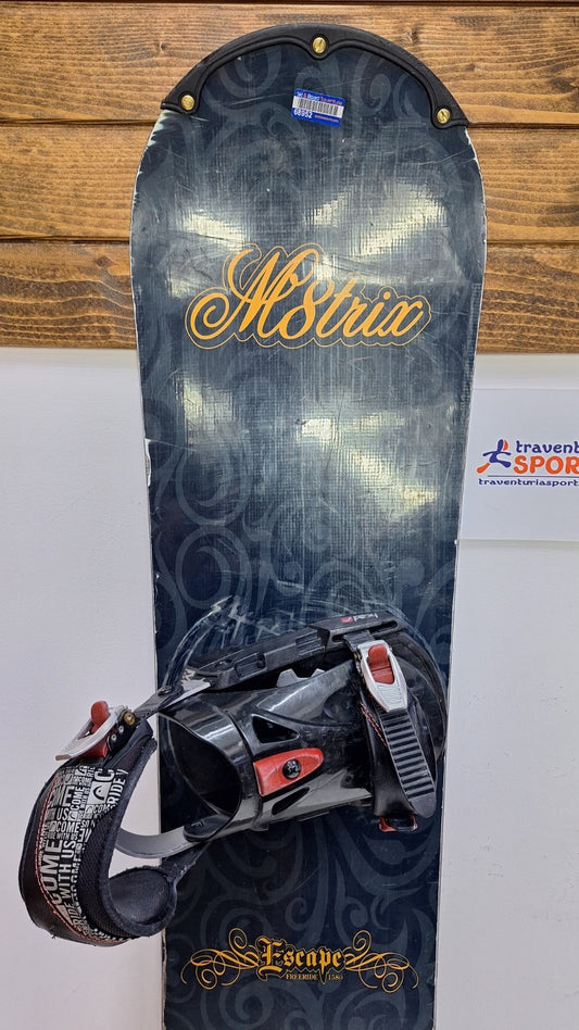 Matrix Escape 158 cm Snowboard + Head Size M Bindings Adventure Sport