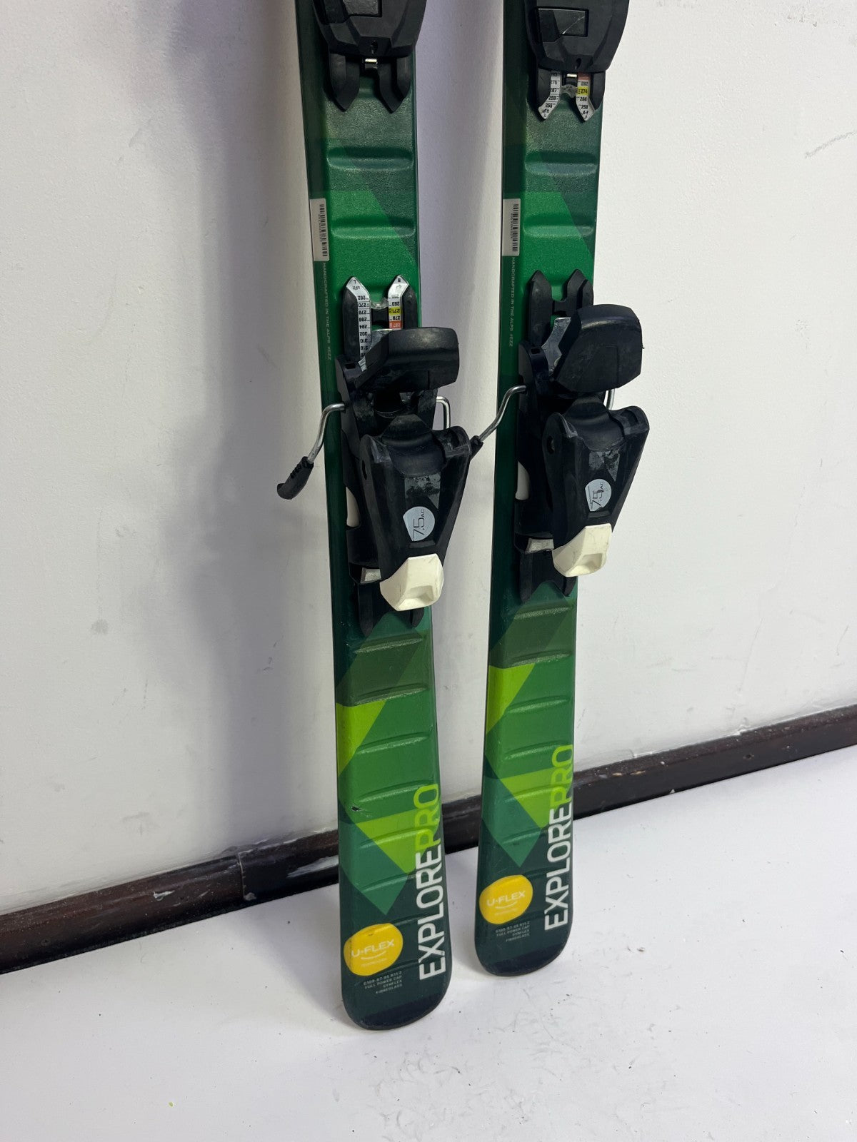 Skis Elan Explore Pro QS 140 + fixations Elan EL 7.5 Sport Neige Hiver