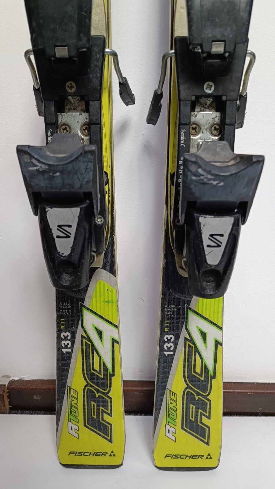 Fischer RC4 WC GS 133 cm Ski + Salomon 9.5 Bindungen Wintersport