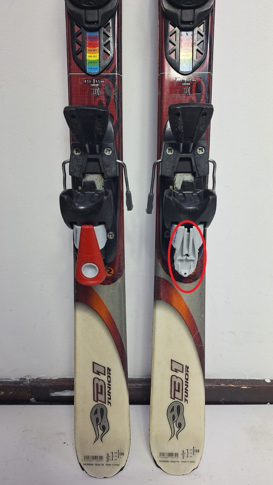Rossignol B1 J 138 cm Ski + Salomon 4.5 Bindings Fun Snow Winter Sport