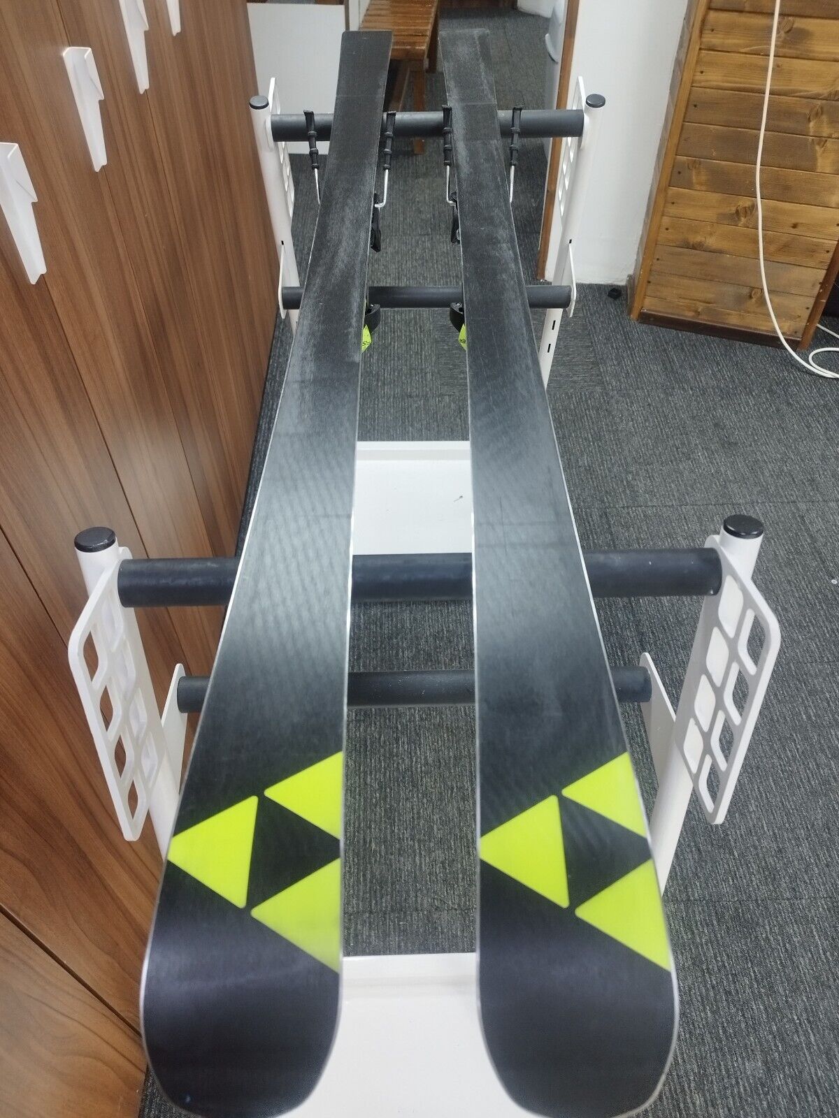 Fischer RC4 GS 155 cm Ski + Fischer 11 Bindungen Wintersport