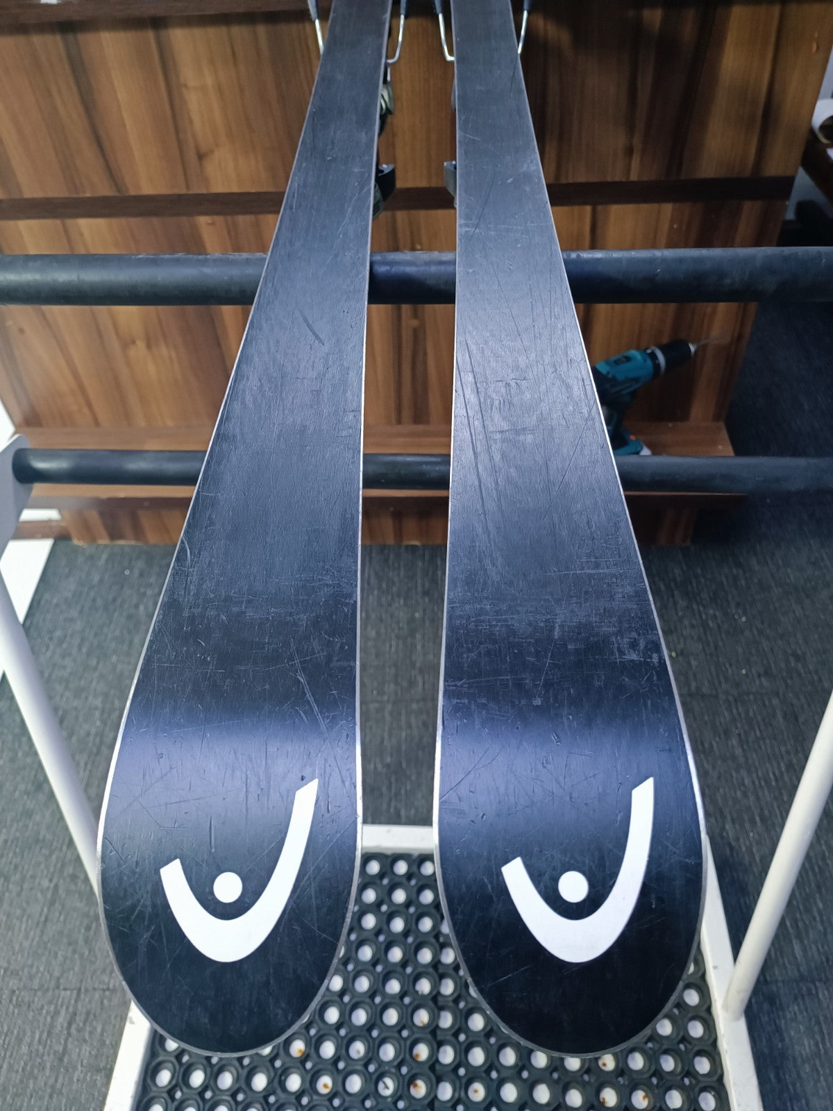 Head World Cup Rebels e.GS  145 cm Ski + HEAD 10 Bindings Winter Sport Snow