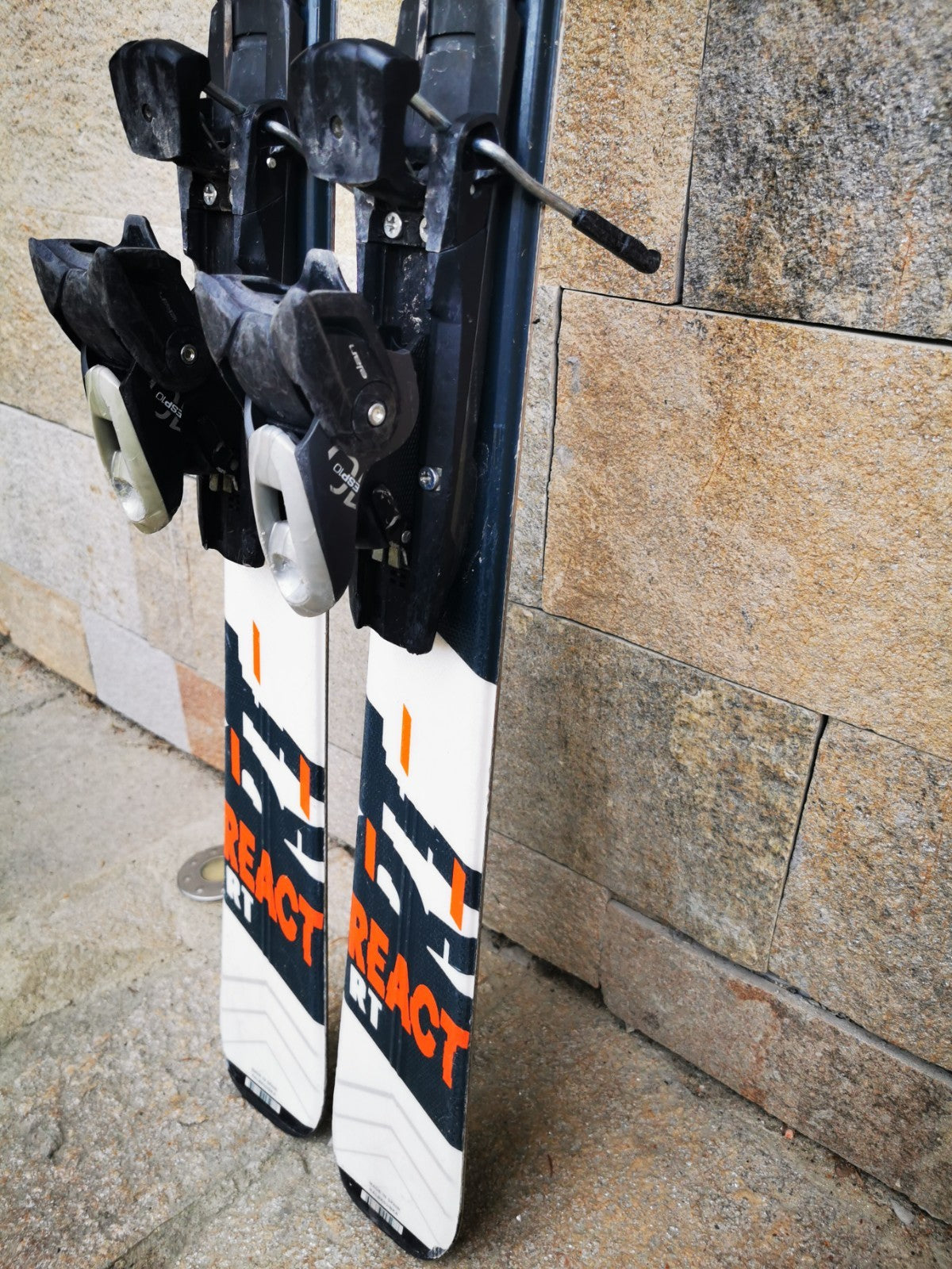 Rossignol REACT RT 163cm  Ski + Elan 10 Bindings Winter Sport Fun