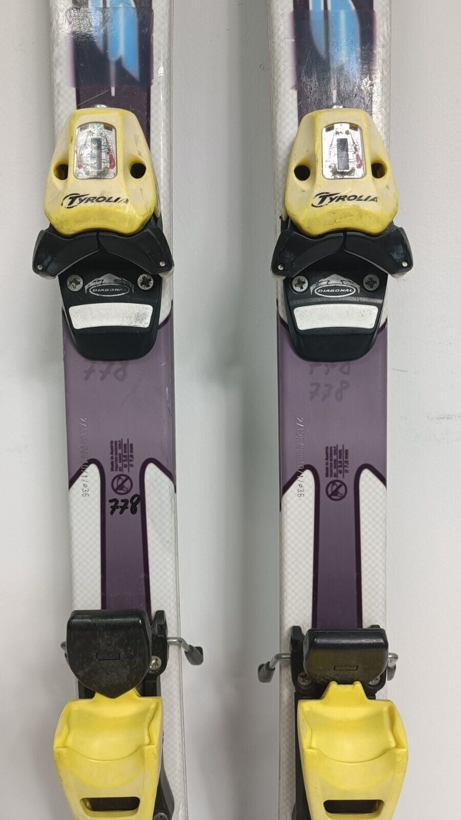 Scoop Cross Nishizama SR 10 120 cm Ski + Tyrolia 4.5 Bindings Winter Fun Snow
