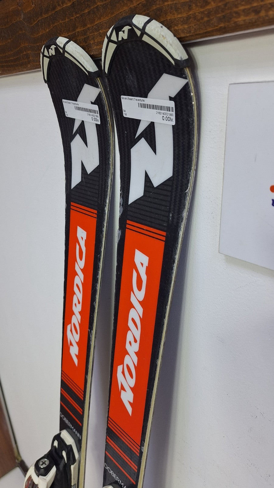 Nordica Dobermann WC SL J 136 cm Ski + Marker 10 Bindings Sport Winter Fun