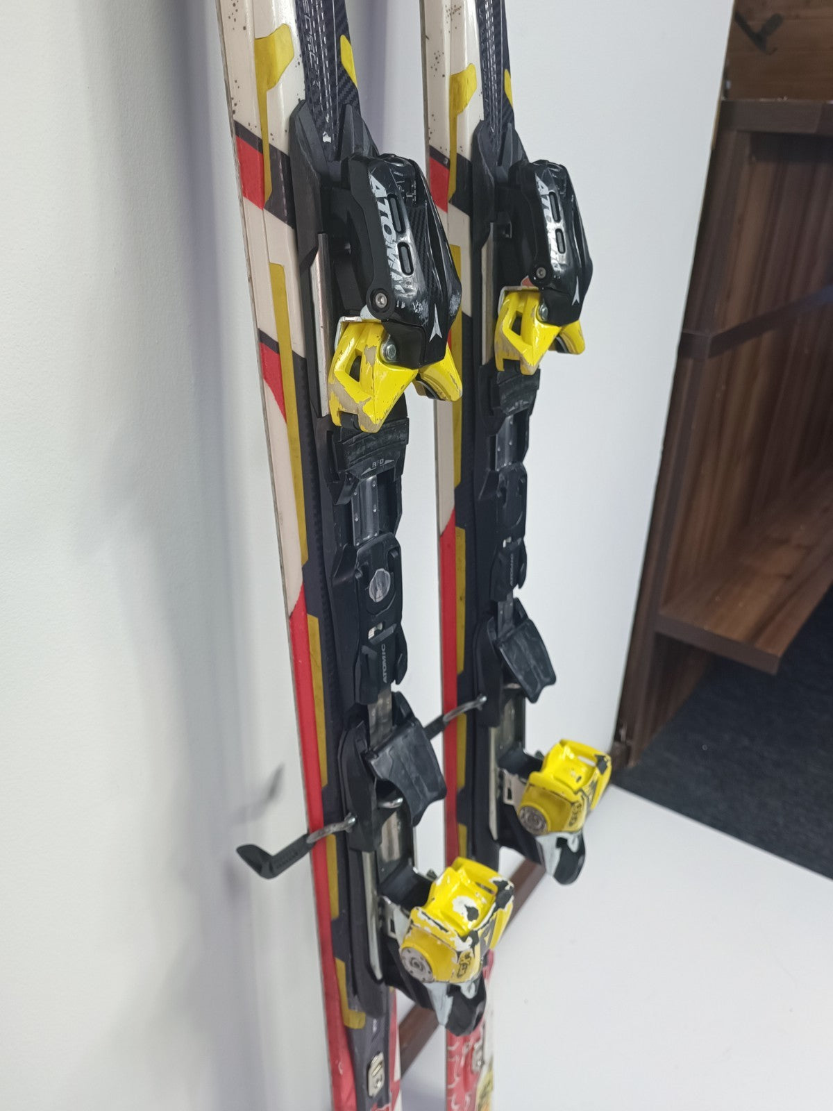 Sci Atomic Redster GS 179 cm + attacchi Atomic 12 Sport invernali Divertimento sulla neve