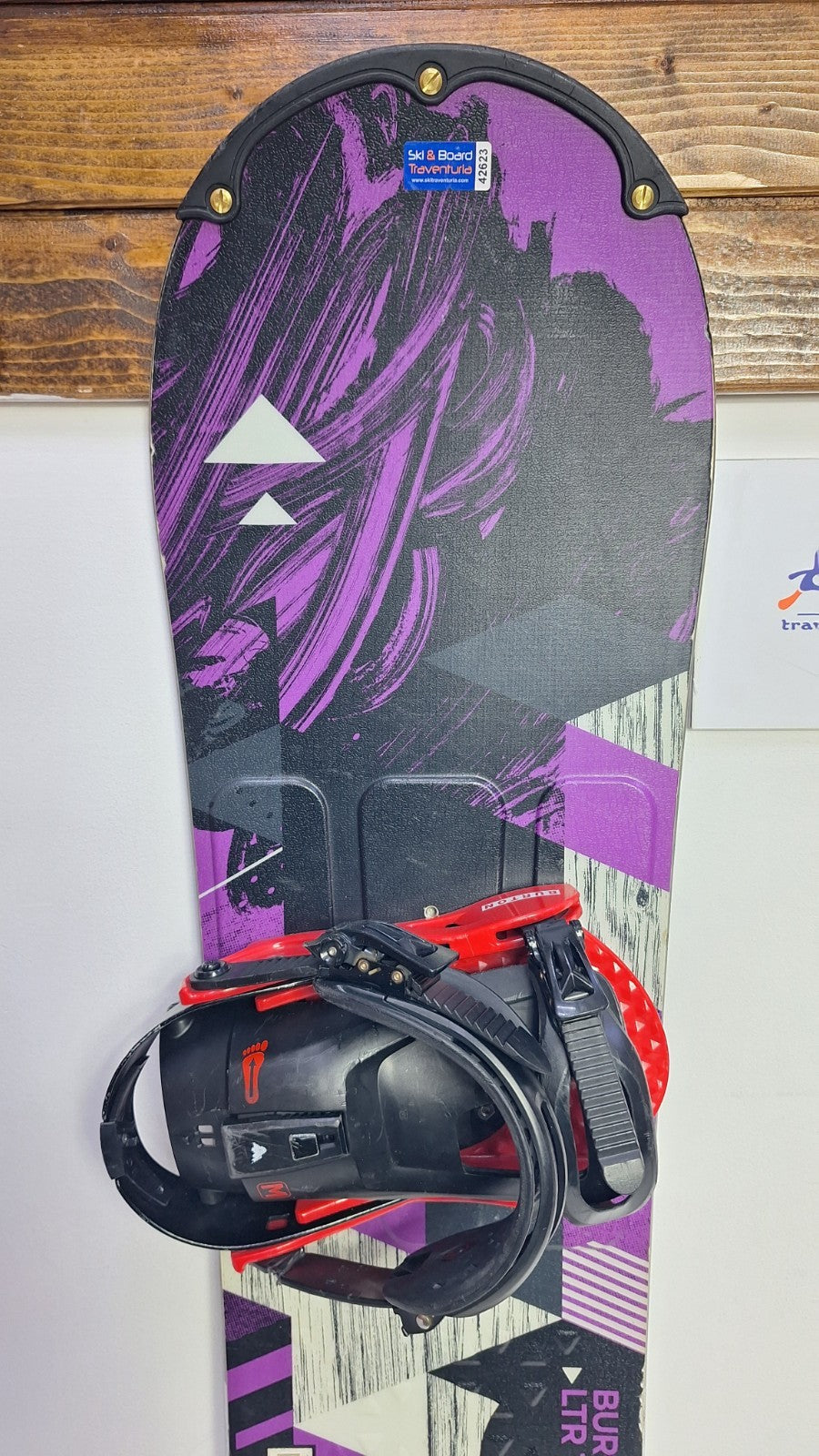 Burton LTR 148L cm Snowboard + Burton M  Bindings Winter Snow Adventure Fun