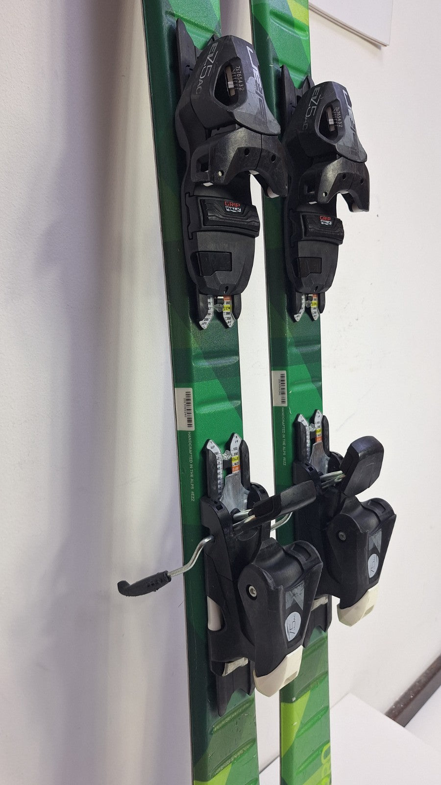 Elan Explore Pro QS 150  Ski + Elan 7.5 Bindings Winter Sport Fun Snow