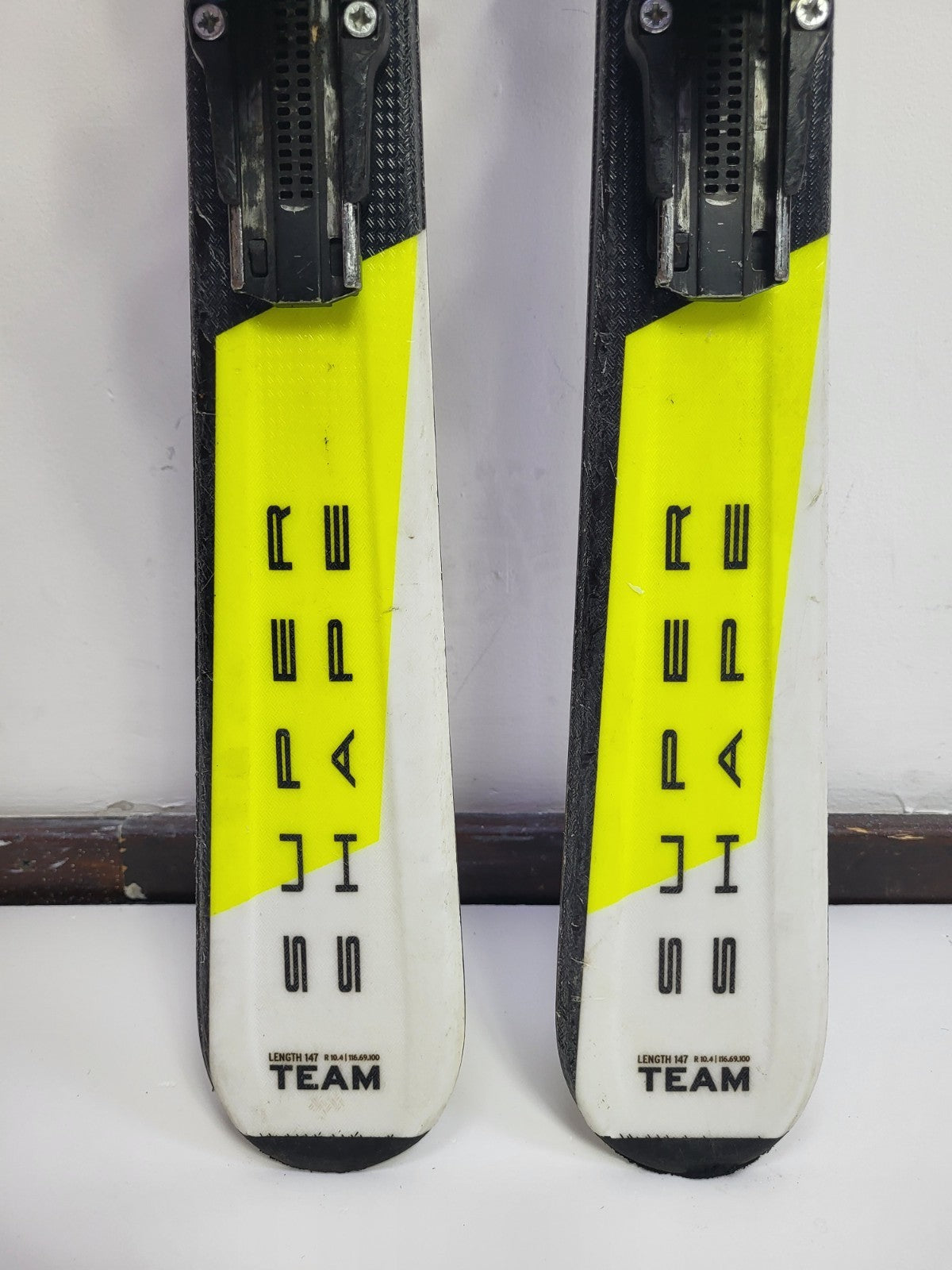 HEAD SupershapeTeam R SLR2 147cm Ski + Elan ESR 10 Bindungen Wintersportspaß