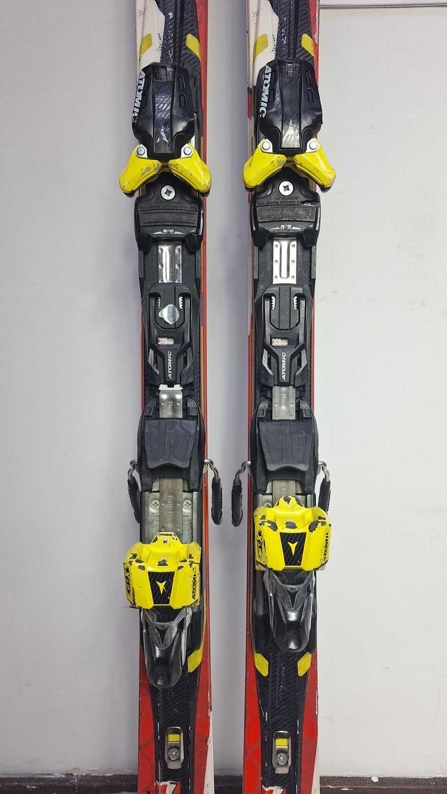 Atomic Redster GS 179 cm Ski + Atomic X12 Bindung Wintersport Spaß Schnee
