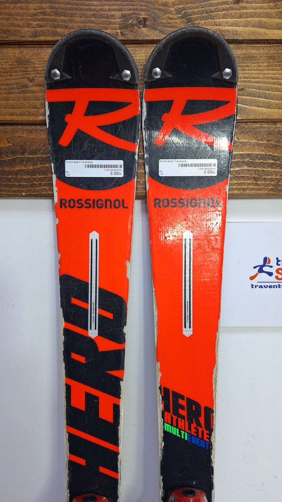 Sci Rossignol Hero Athlete Multievent 134 cm + attacchi Atomic 7.5 Inverno Neve