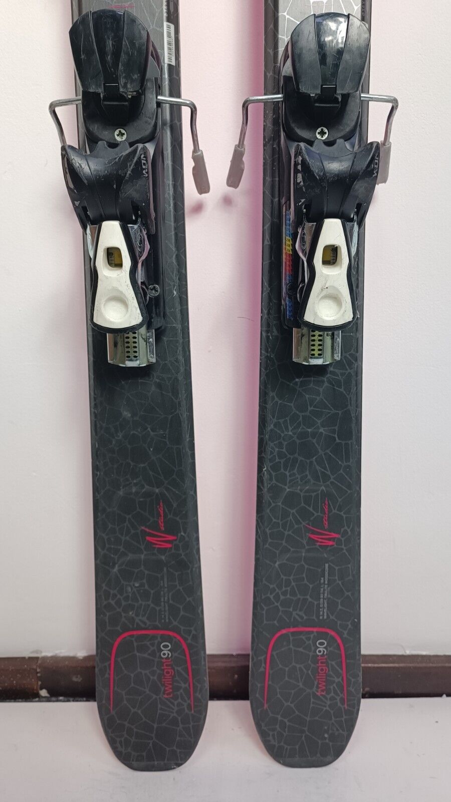 Elan Twilight 90 164cm Ski + Salomon 12 Bindungen Wintersport