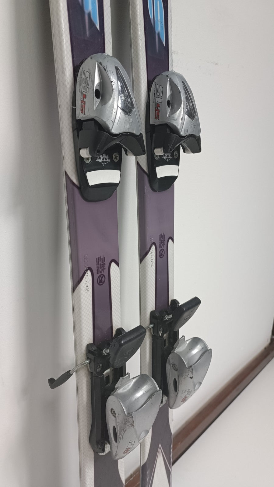 Scoop Cross Nishizama SR 10 130 cm Ski + Tyrolia SL 4.5 Bindungen Winterspaß Schnee