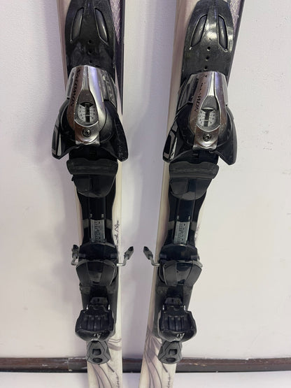 Ski Salomon Emerald 165 cm + fixations Salomon 10 Aventure Sport d’hiver