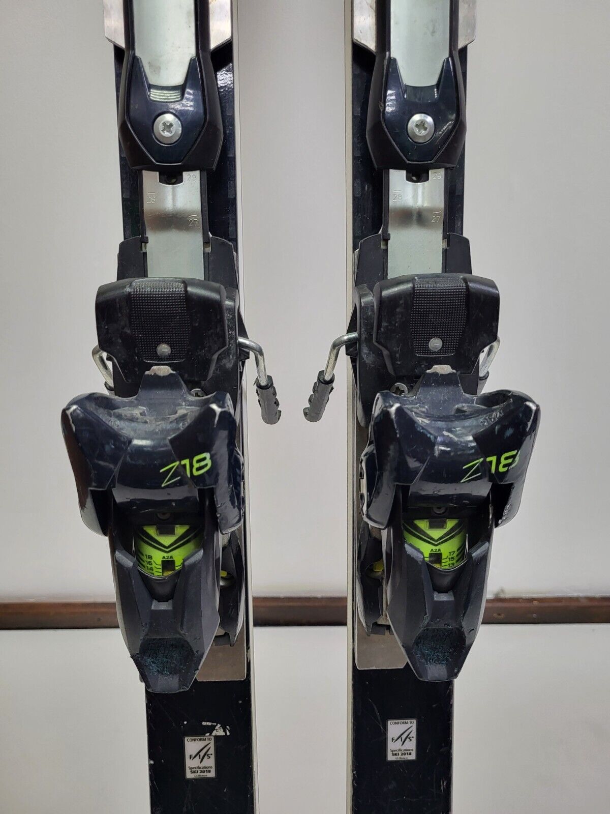 Fischer RC4 GS 188 cm Ski + Fischer 18 Bindungen Wintersport