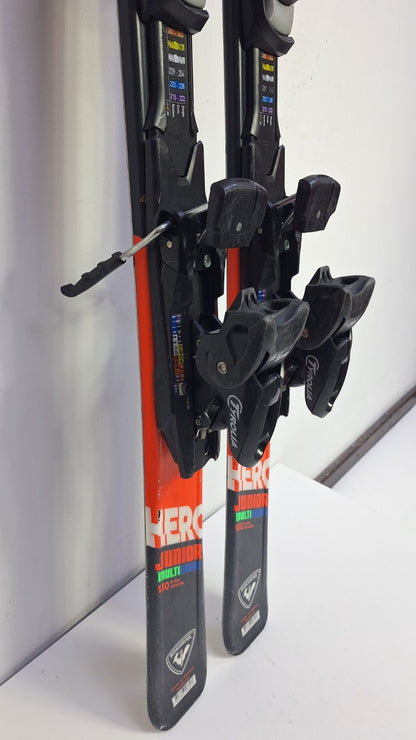 Sci Rossignol Hero JR MultiEvent 130cm + attacchi Tyrolia SP 7.5 Sport invernali