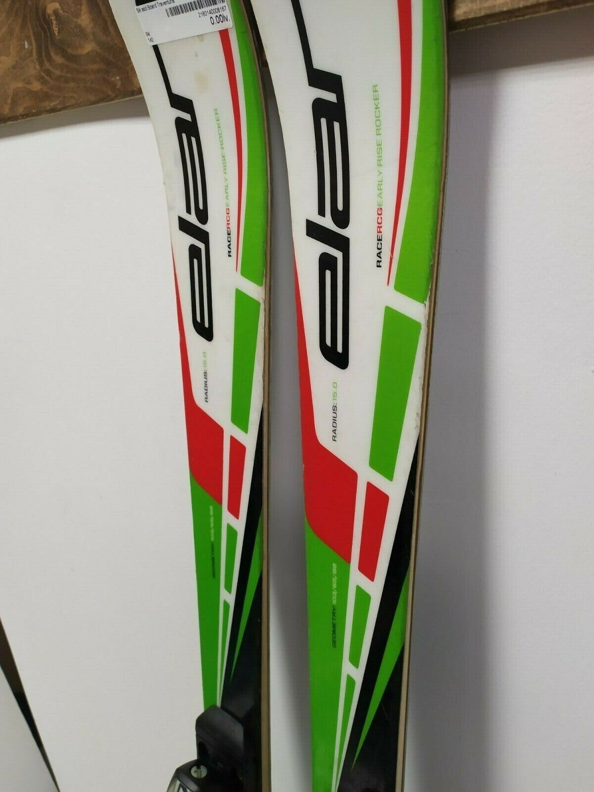 Elan Race RCG 142 cm Ski + Elan ER 11 Bindungen Wintersport-Spaß im Schnee