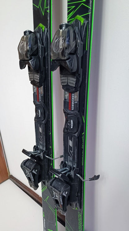 Nordica Fire Arrow 76 168cm Sci + Attacchi Nordica 10 Divertimento Sportivo Invernale