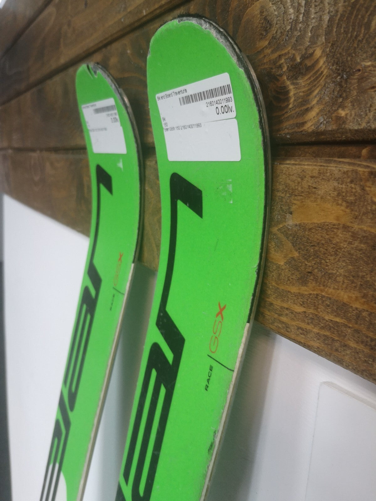 Ski Elan GSX 150 cm + fixations Elan EL 7.5 BSL. Plaisir, neige, aventure et sport hivernal