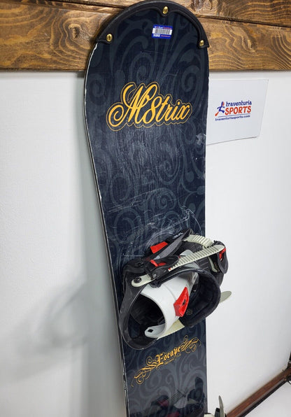 2018 Matrix Escape 145 cm Snowboard + Salomon S Bindungen Schneeabenteuer Winter