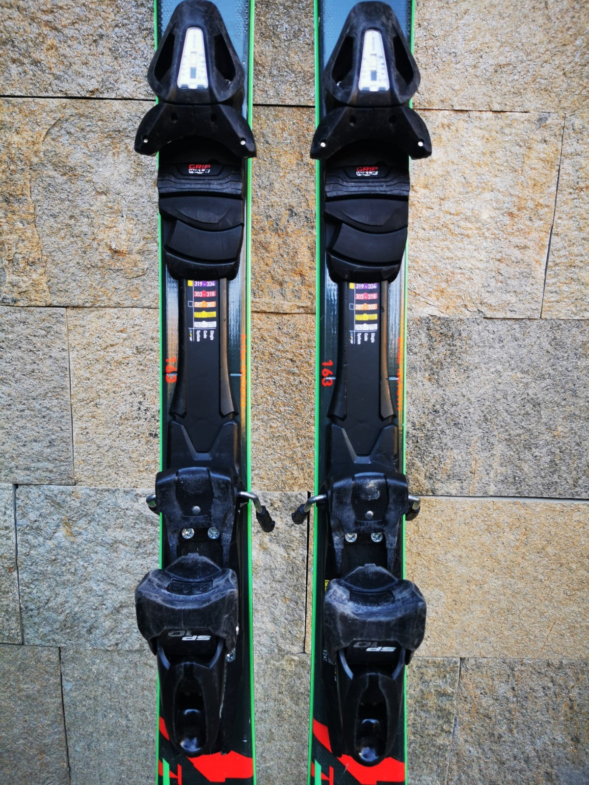 Rossignol REACT RTX Fiber 163cm  Ski + Tyrolia 10 Bindings Winter Sport Fun