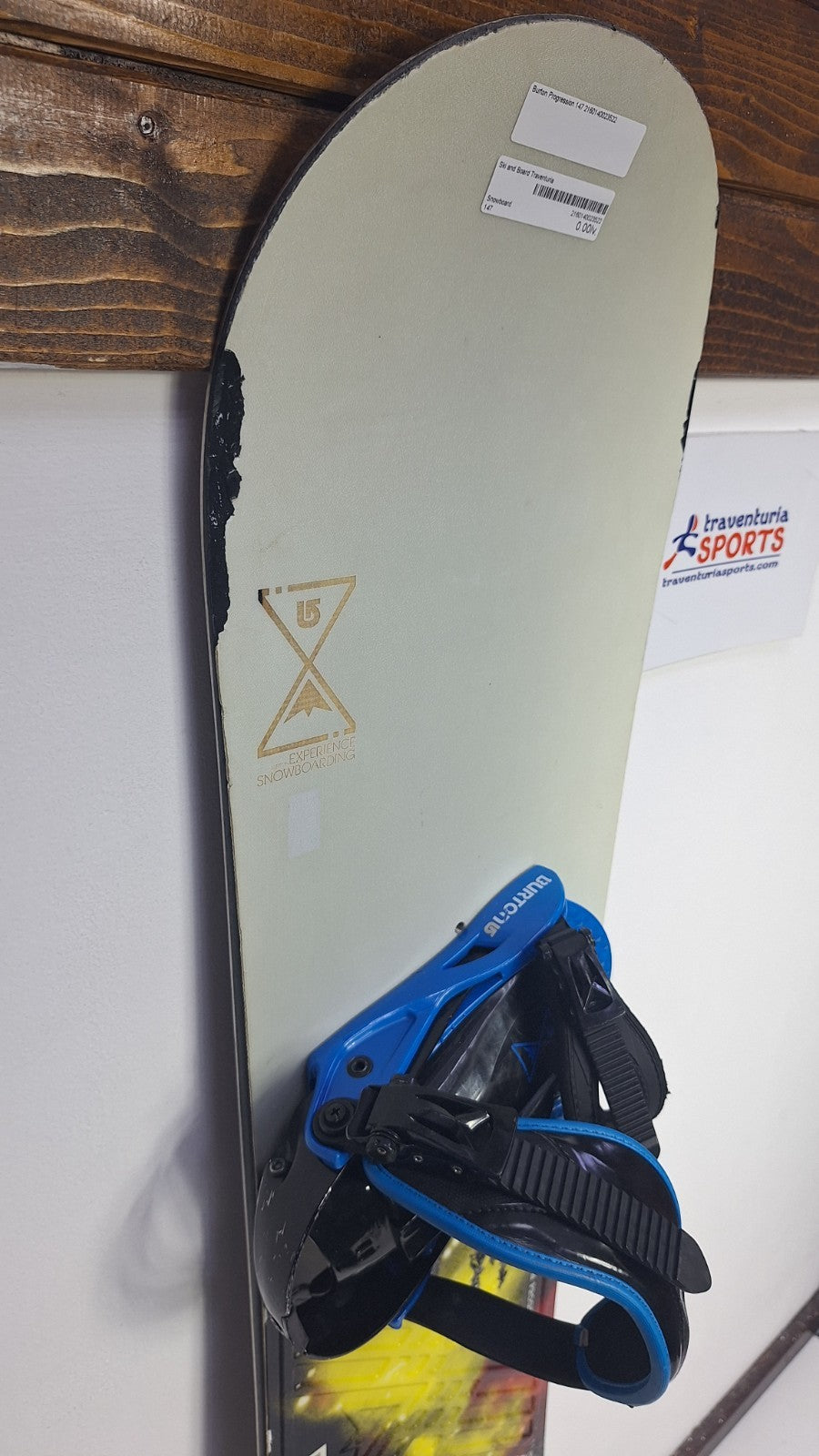 Snowboard Burton Progression 147 cm + fixations Burton S - aventure hivernale
