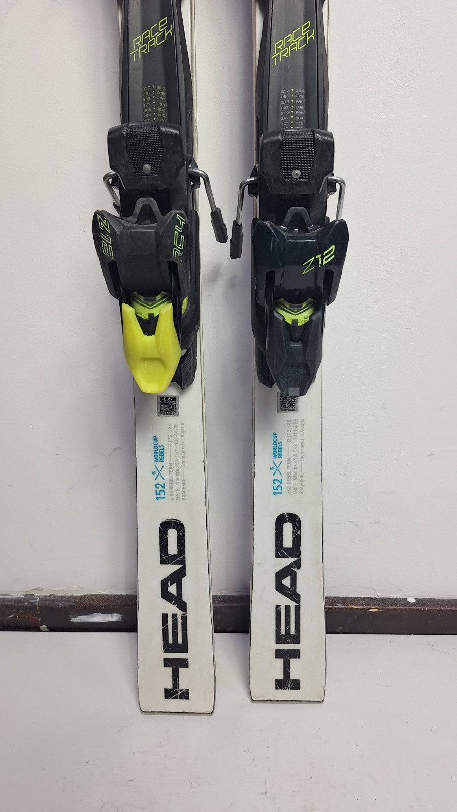 Head World Cup Rebels e.GS Team 152cm Ski + Fischer 12 Bindings Winter Sport