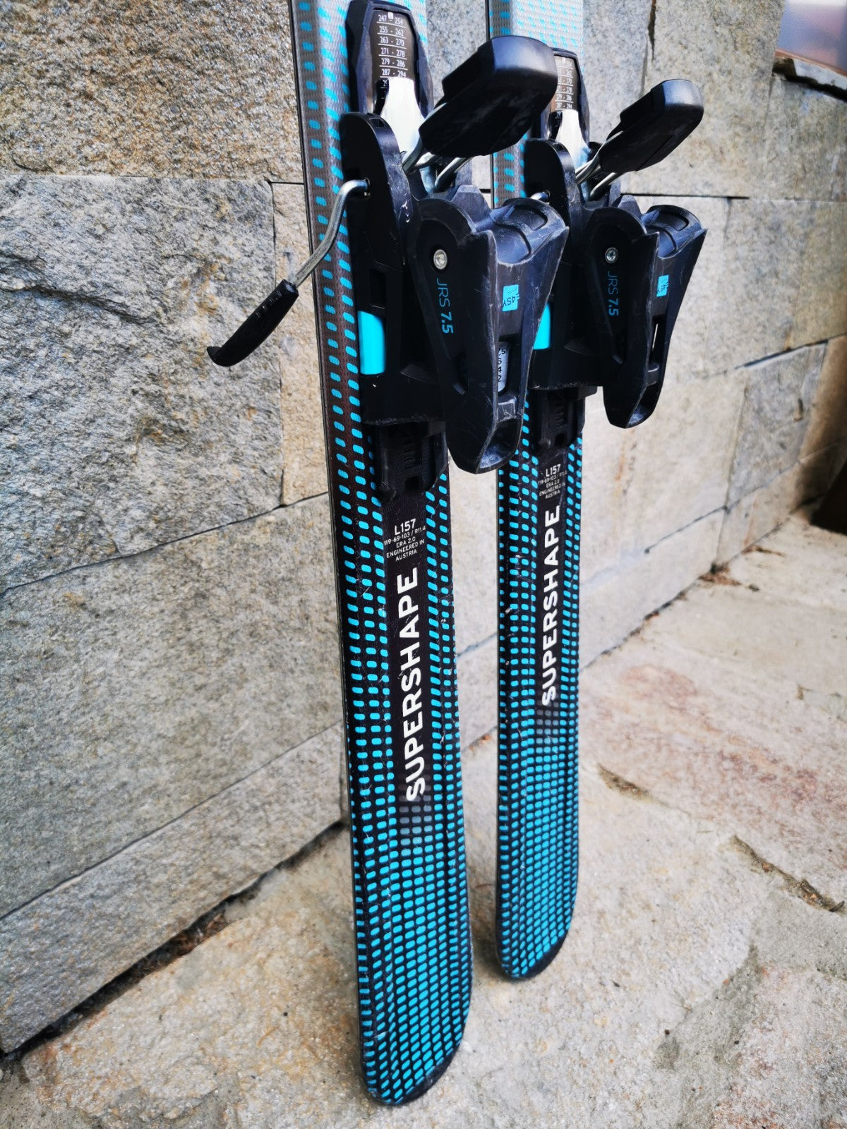 HEAD Supershape Team Easy 157cm  Ski + HEAD 7.5 Bindings  Winter Sport