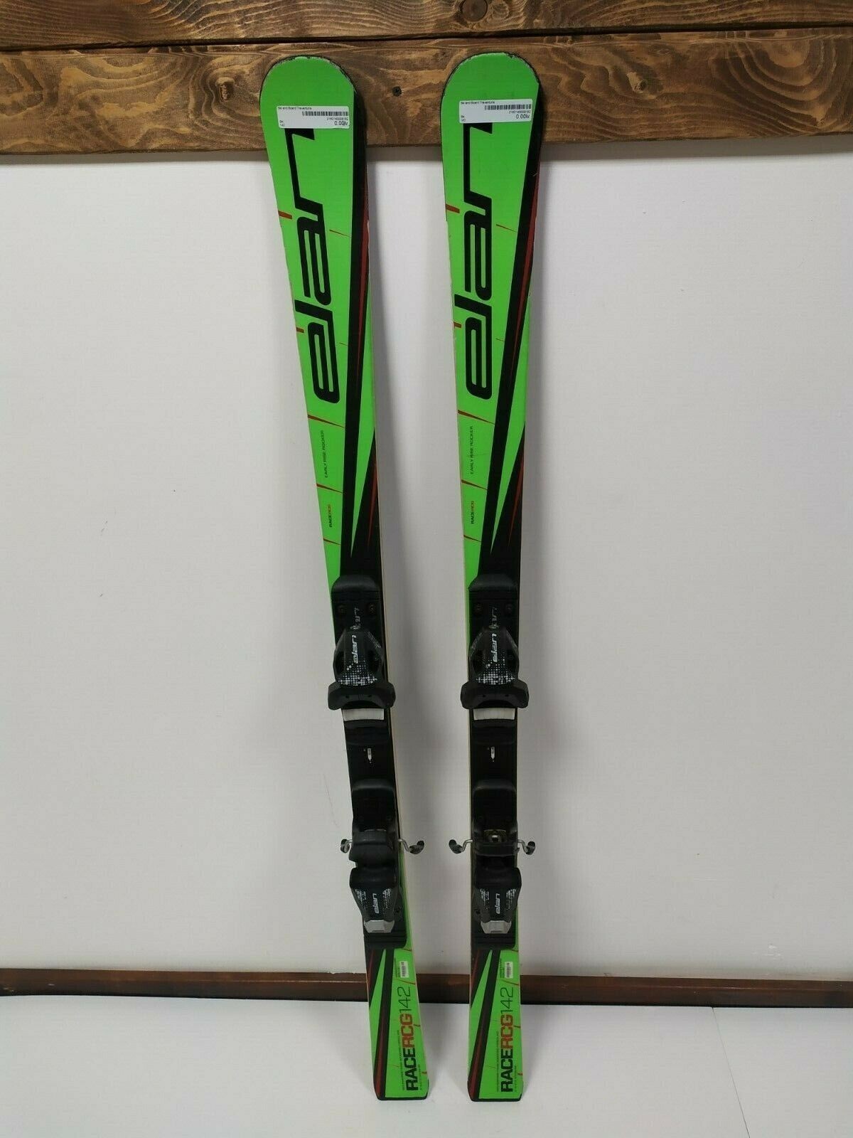 Elan Race RCG 142 cm Skis + Elan 7.5 Bindings Winter Fun Snow Outdoor