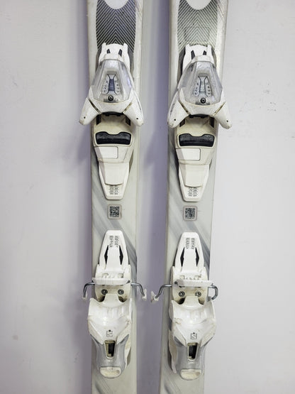Salomon Luan 144cm Ski + Salomon Lithium 10 Bindings Winter Sport Fun Snow