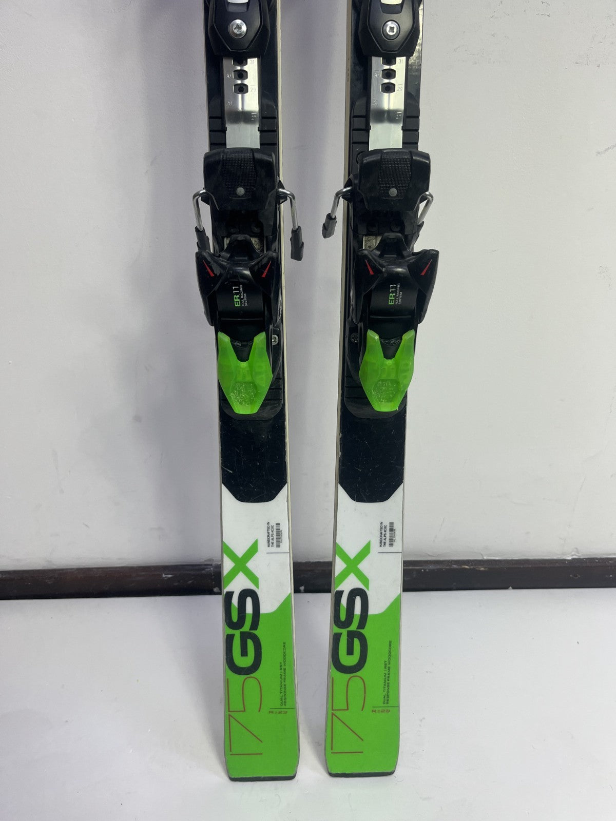 Elan Race GSX 175 cm Ski + Elan 11 Bindings Winter Fun Snow Sport