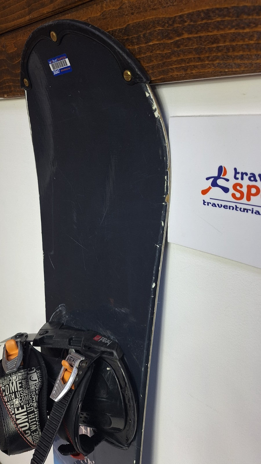 Matrix Storm 141 cm Snowboard +HEAD Rental M Bindings Snow Adventure Fun