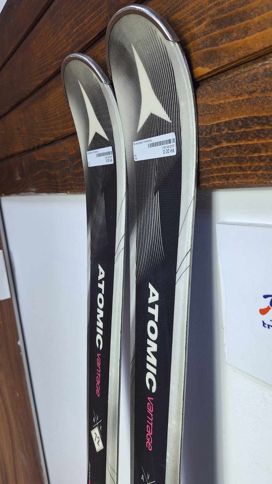 Atomic Vantage X72 148 cm Skis + Atomic 10 Bindings Winter Fun Snow