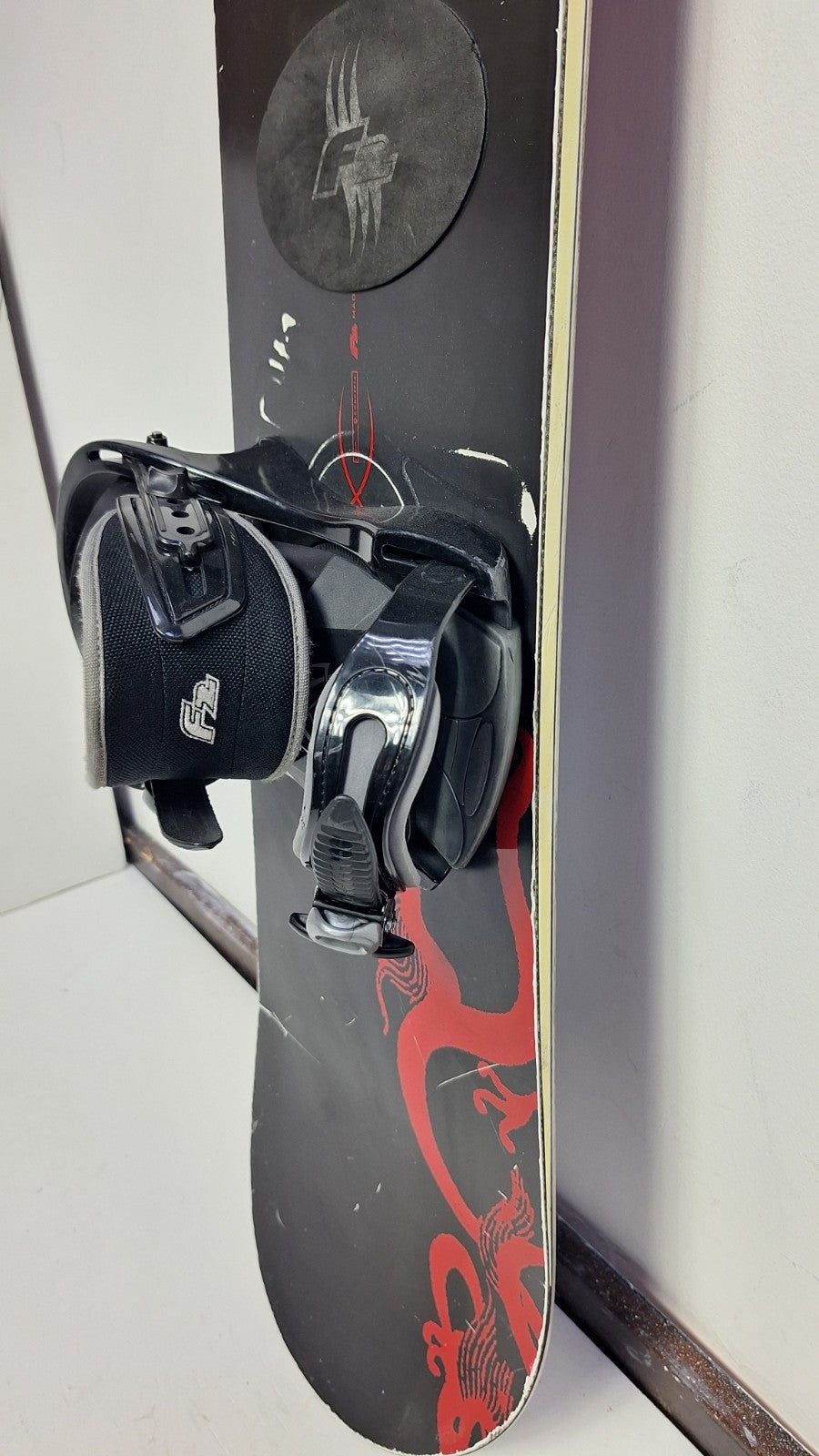 Snowboard F2 Must 144 cm + fixations F2 M  Ludique Neige Hiver Sport