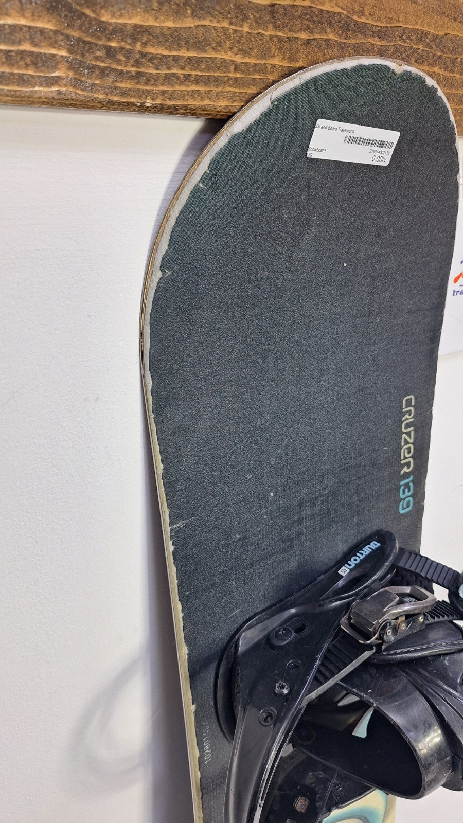 Burton Cruzer 139 cm Snowboard + Speedfit M Bindungen Winter-Schneeabenteuer-Spaß