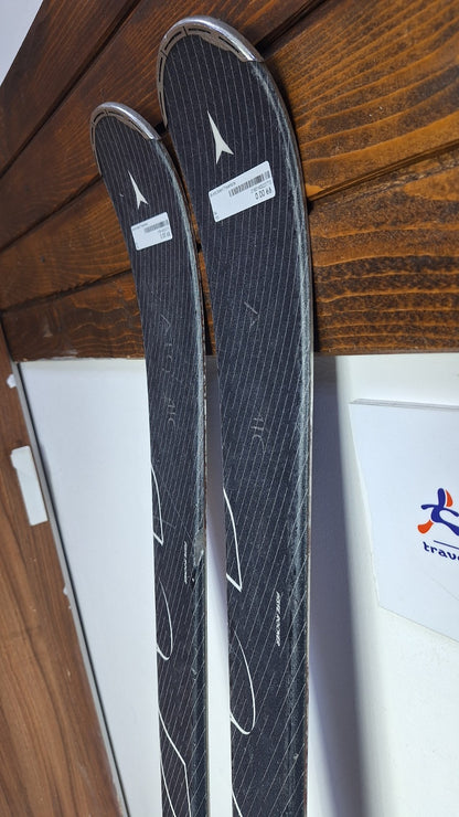 Atomic Balanze 155cm Ski + Atomic 10 Bindings  Winter Sport Fun