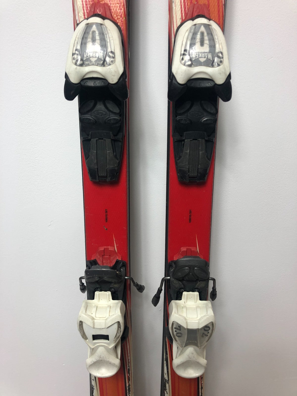Völkl Racetiger GS R JR 150 cm Ski + Marker 7 Bindungen Wintersport Schneespaß
