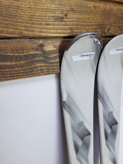 Salomon Luan 144cm Ski + Salomon Lithium 10 Bindings Winter Sport Fun Snow