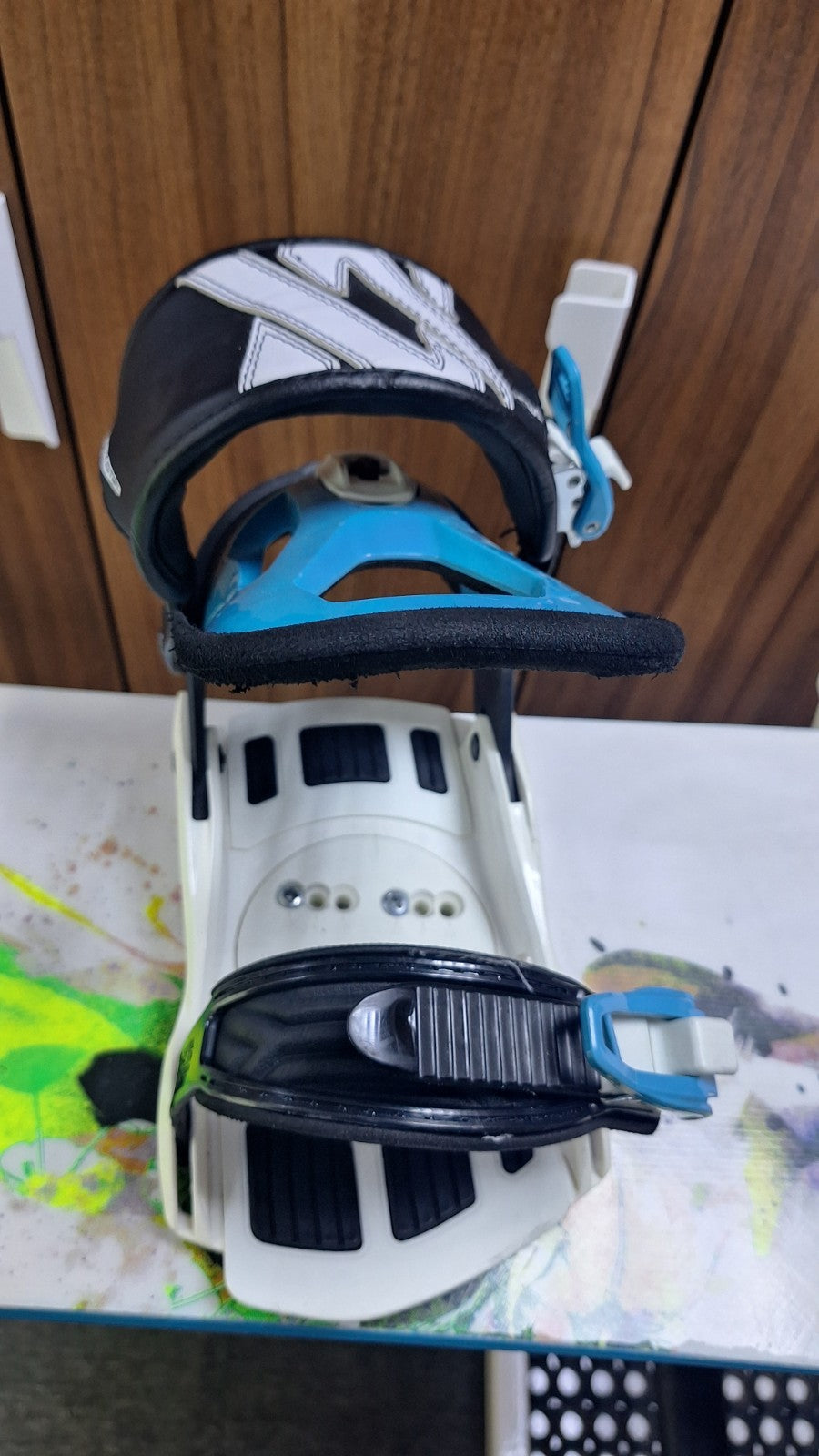 Volkl Shine 144 cm Snowboard + Volkl M Bindings  Fun Snow Winter Sport