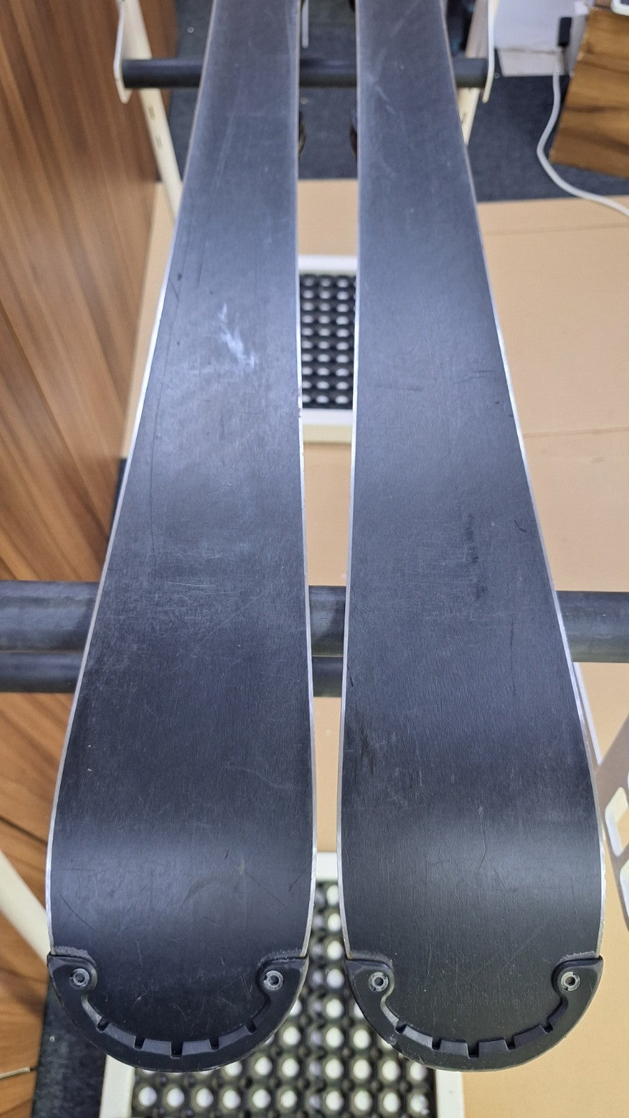 Salomon X-Drive Focus 140cm Skis + Salomon 7.5 Bindings Winter Fun Snow