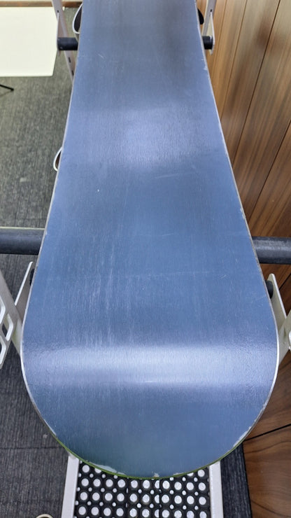 Snowboard Heli Kamikaze 147 cm + fixations HEAD Rental M Hiver Neige Aventure