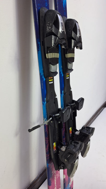 Nordica Little Belle 130 cm Ski + Elan ESP 7.5 Bindungen Winter Adventure Winter