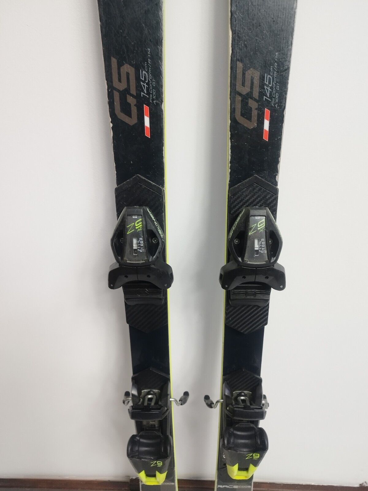 Fischer RC4 GS FIS 145 cm Ski + Fischer 9 Bindungen Wintersport Abfahrtsspaß