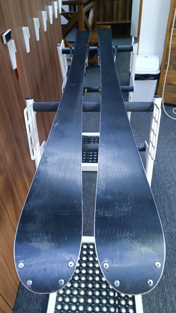 Atomic Nomad Magnet 181cm Ski + Atomic 12 Bindings Winter Sport